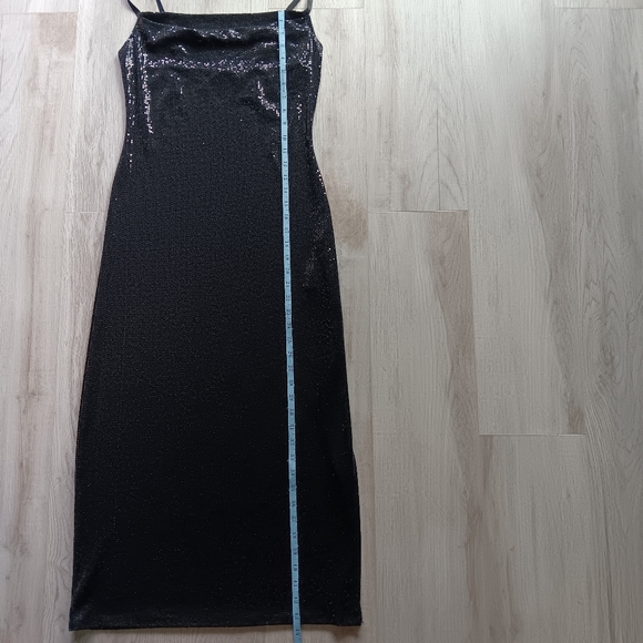 NEW Bebe Shiny Metallic Maxi Dress Spaghetti Strap Draped Neck Side Slit Medium - Picture 11 of 15